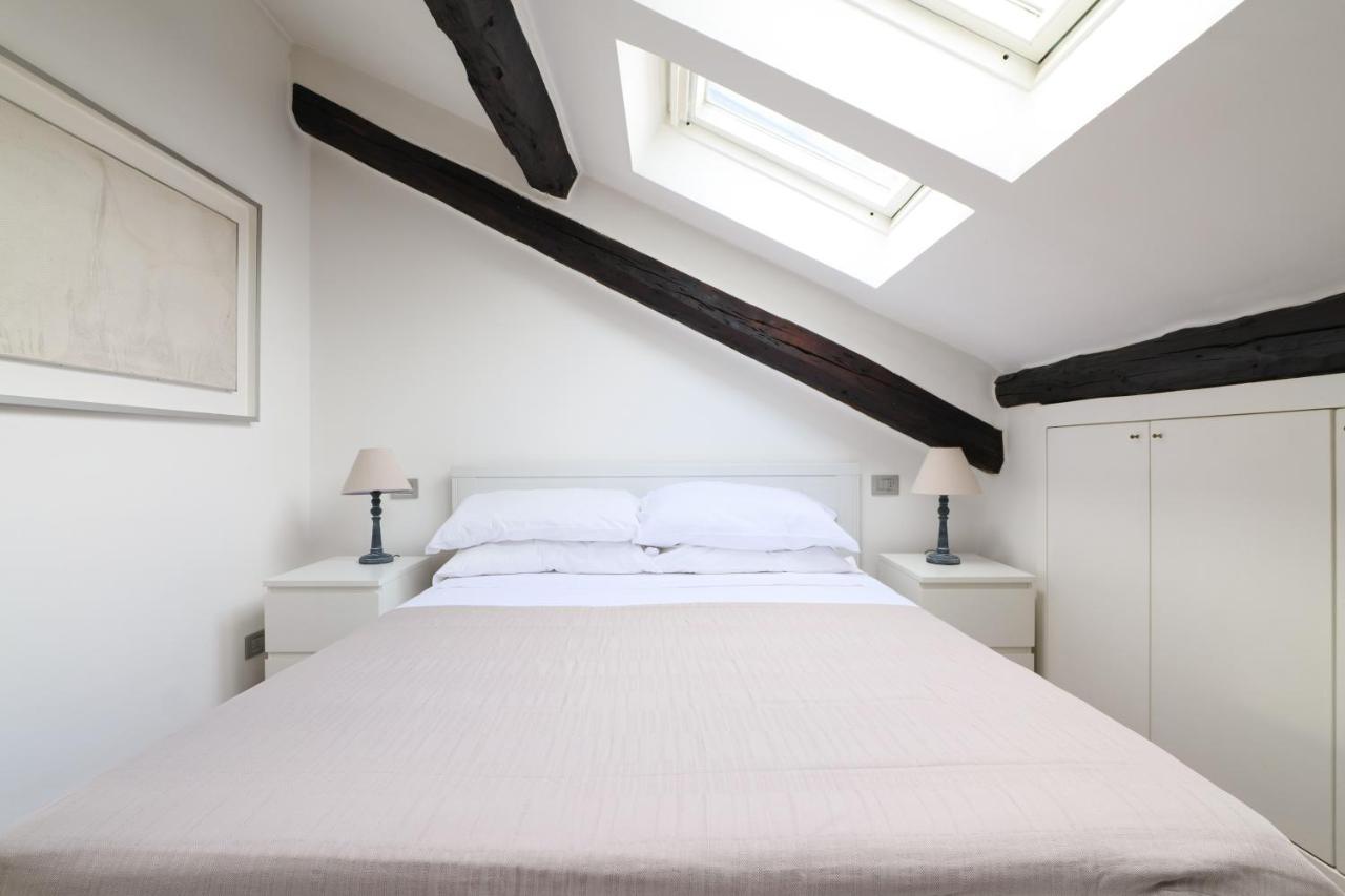 Elegant P.Venezia Attic Apartment Milano Ngoại thất bức ảnh