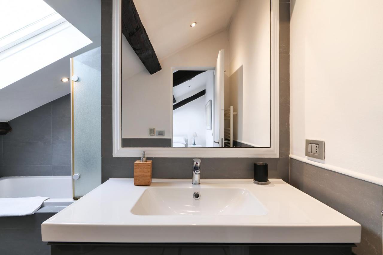 Elegant P.Venezia Attic Apartment Milano Ngoại thất bức ảnh