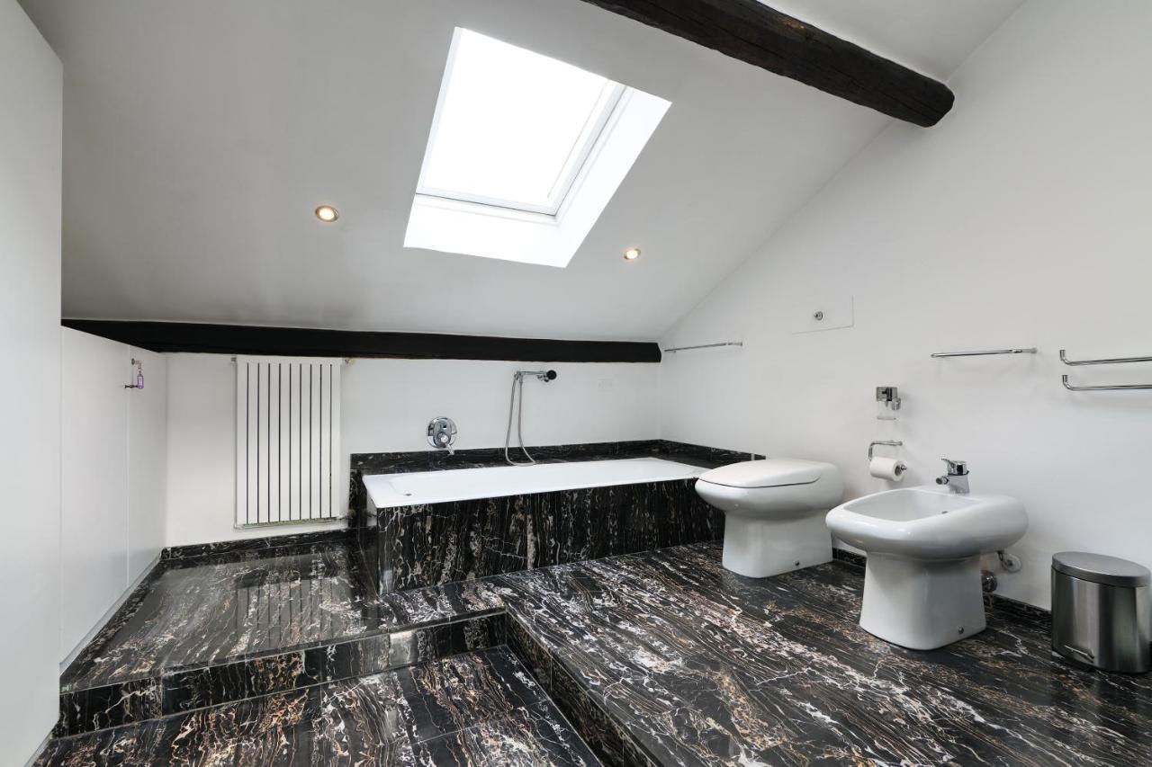 Elegant P.Venezia Attic Apartment Milano Ngoại thất bức ảnh
